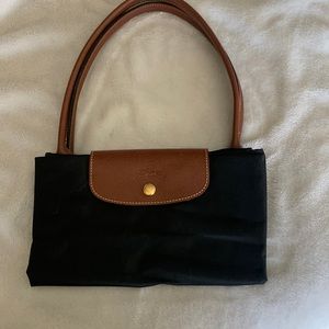 Black Longchamp purse